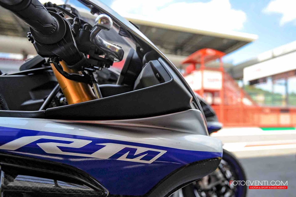 Pirelli Diablo Superbike SC3 la prova delle “slick” per tutti Foto InMoto.it