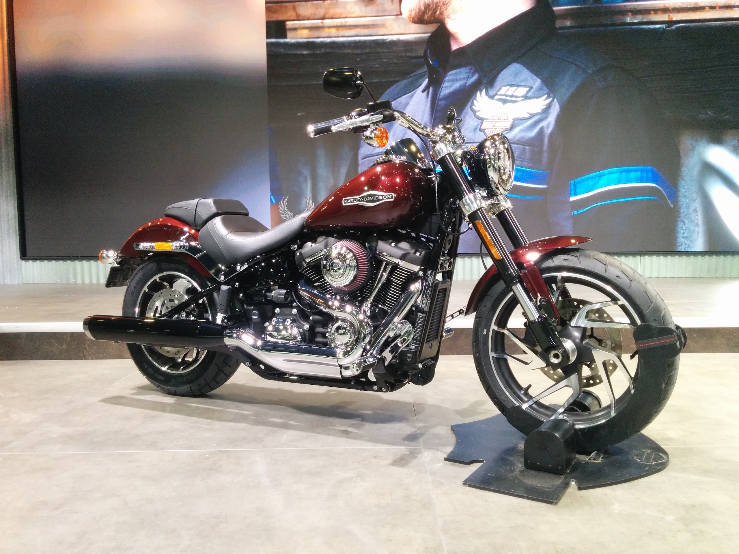 Harley all'Eicma con la nuova Sport Glide la spartana americana News