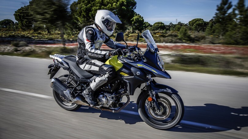 Test Michelin Anakee Adventure, più avventura per le maxi enduro - News |  InMoto.it