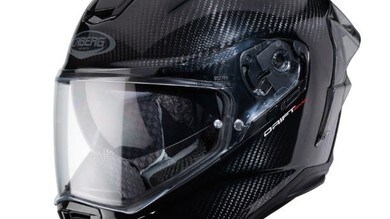 Caberg Drift Evo, il nuovo casco per motociclisti dall'indole sportiva