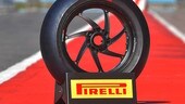 Pirelli: le &lsquo;scarpe&rsquo; racing per moto e scooter