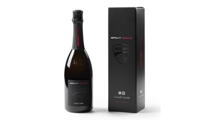 Ducati Brut Race, il vino prodotto insieme alla cantina Contadi Castaldi