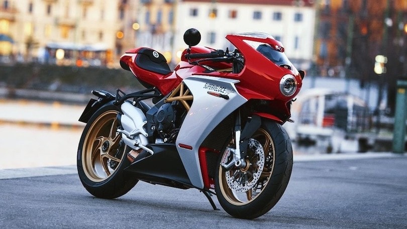 MV Agusta Superveloce 800, in arrivo due nuove livree - InMoto