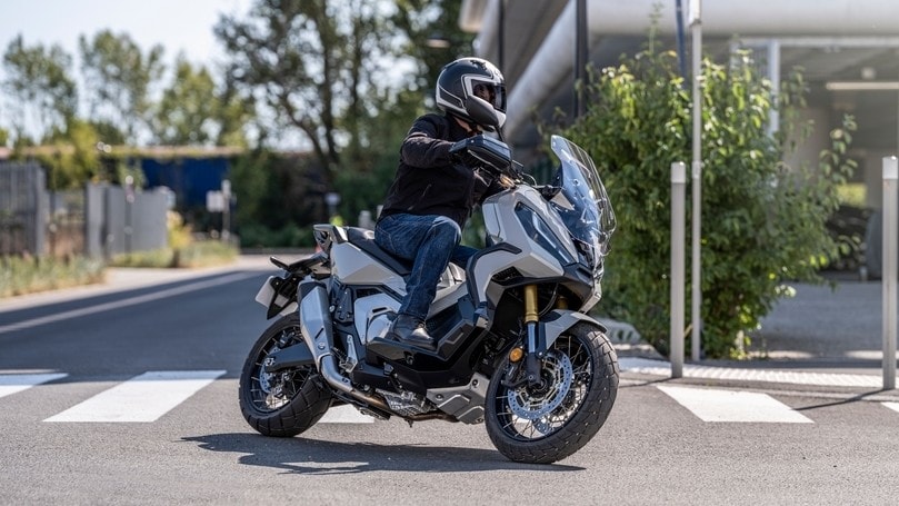 Honda X-ADV 2021: universo parallelo - News | InMoto.it