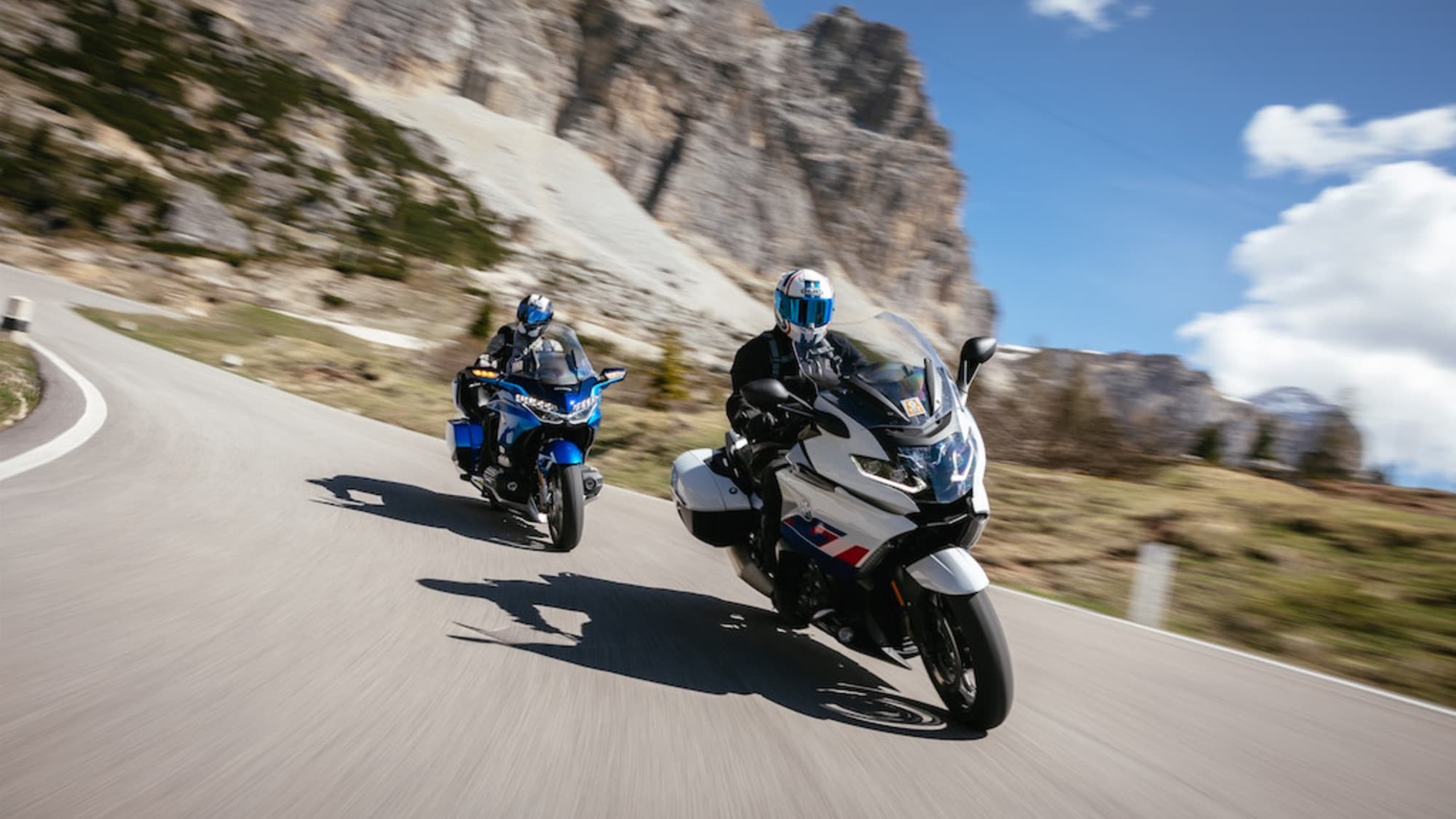BMW K 1600 GT Vs Honda Gold Wing Tour DCT: aristocratiche presenze