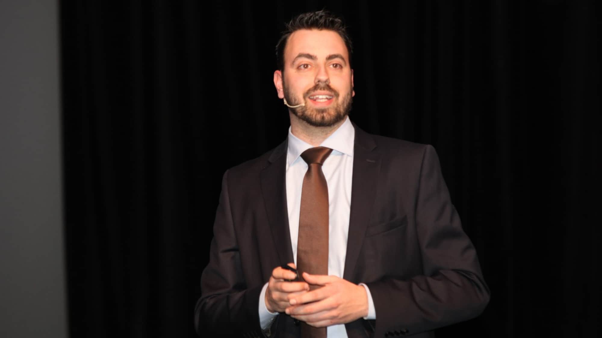 Dunlop: “In futuro, per la pista solo pneumatici slick”