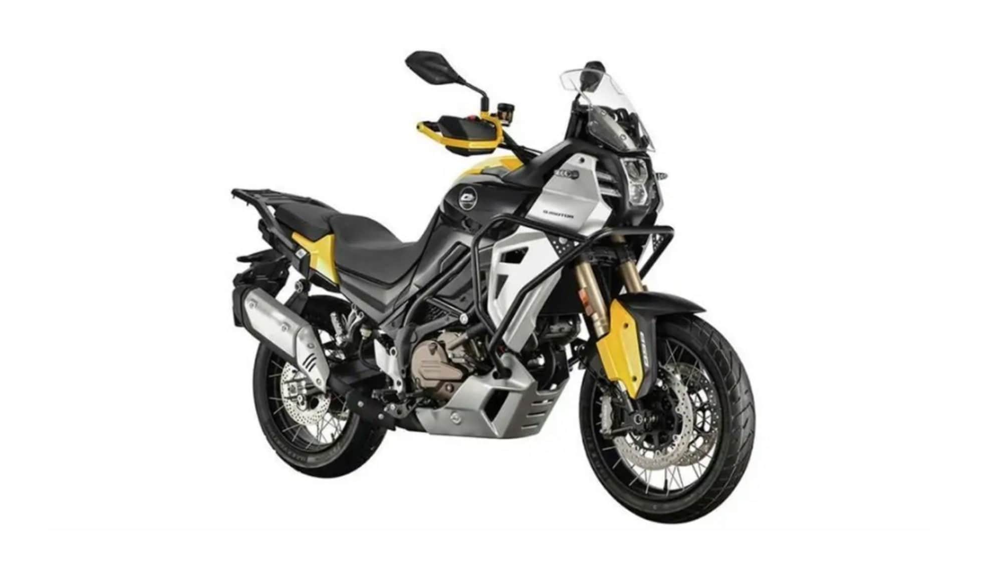 QJ Motor: stile "Gundam" per la SVT 650 che vedremo a EICMA 2022