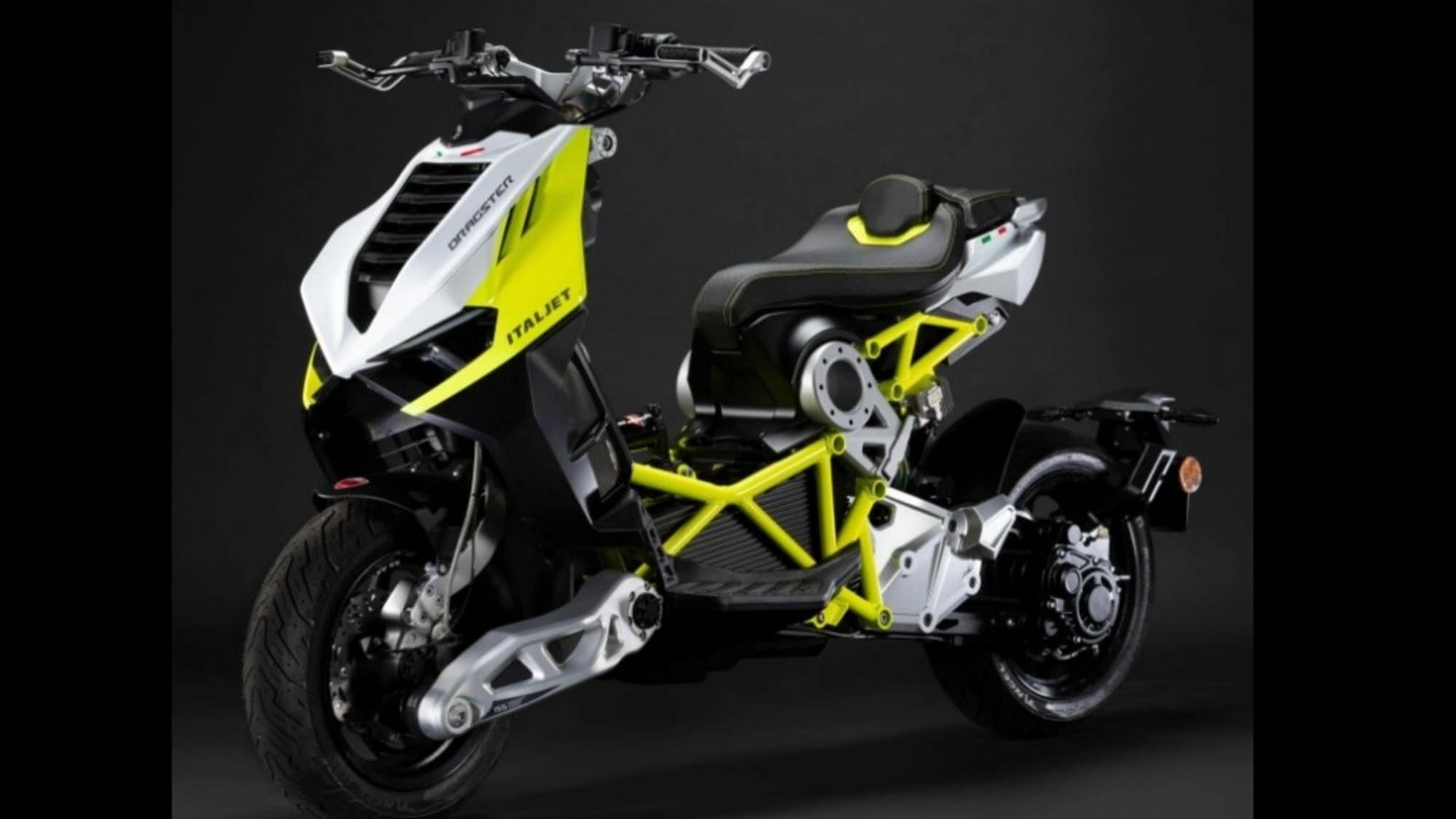 Italjet Dragster, ora è anche alla spina (elettrica)