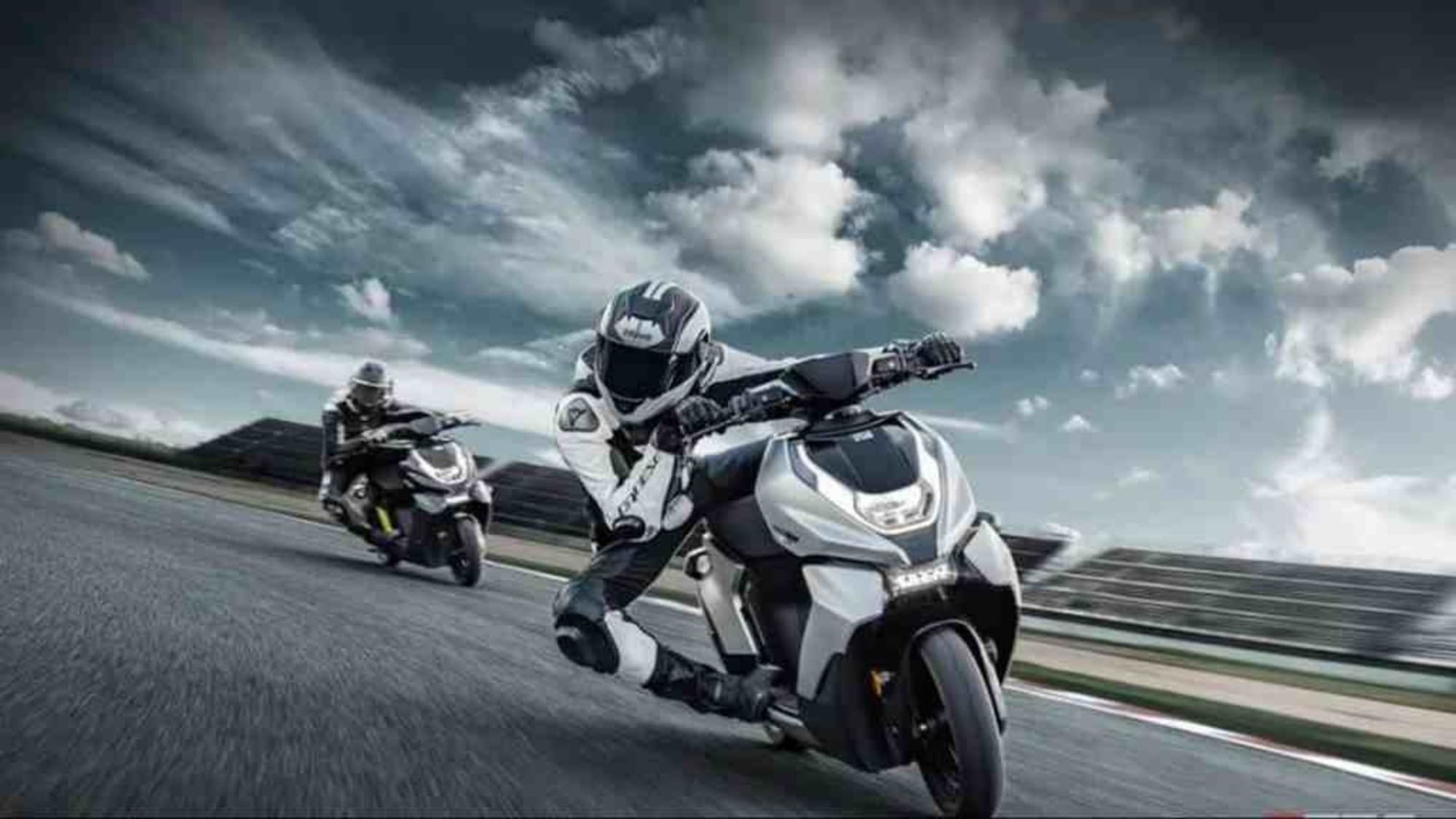 CFMoto Zeeho, arriva l'AE8: e-scooter da 200 Nm di coppia