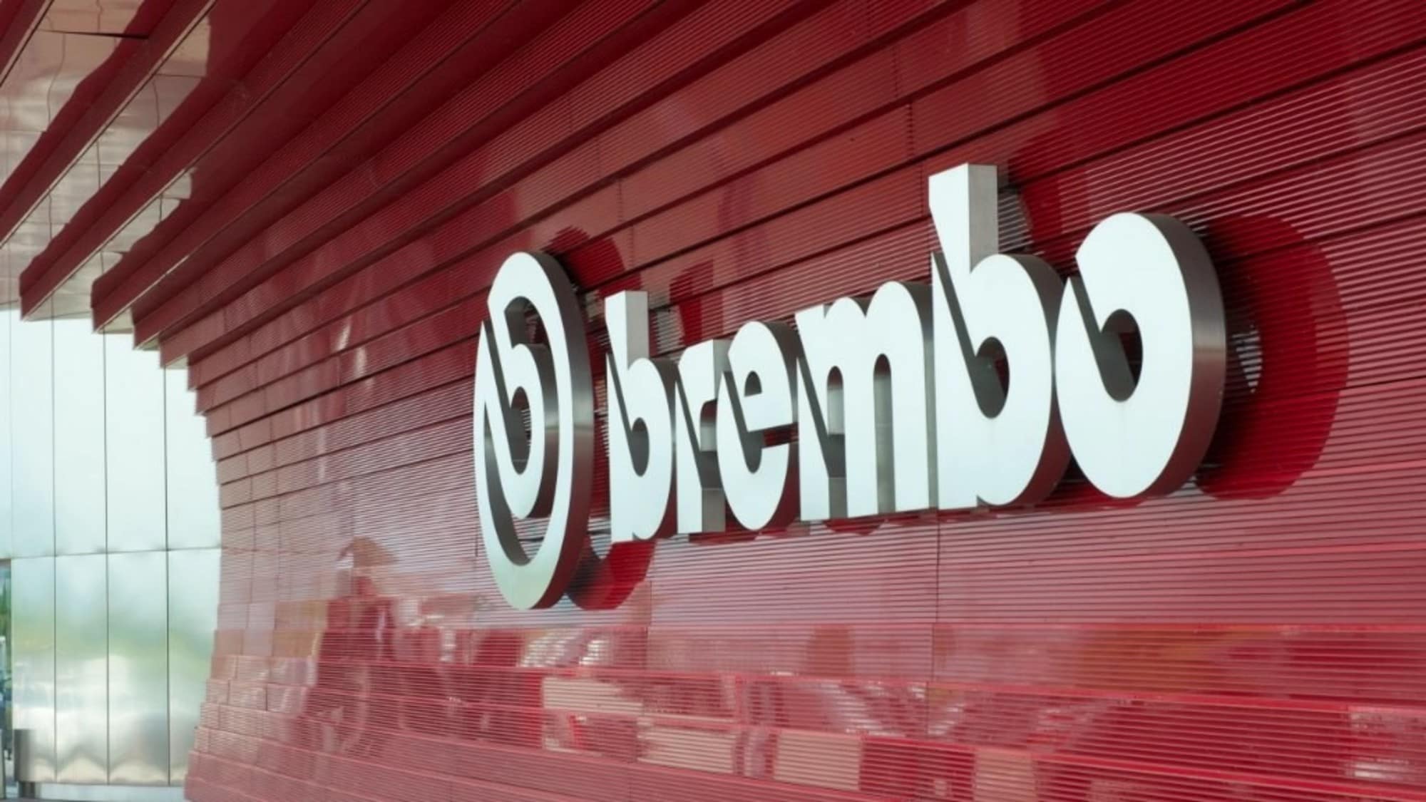 Brembo: pronta a trasferire la sede legale nei Paesi Bassi