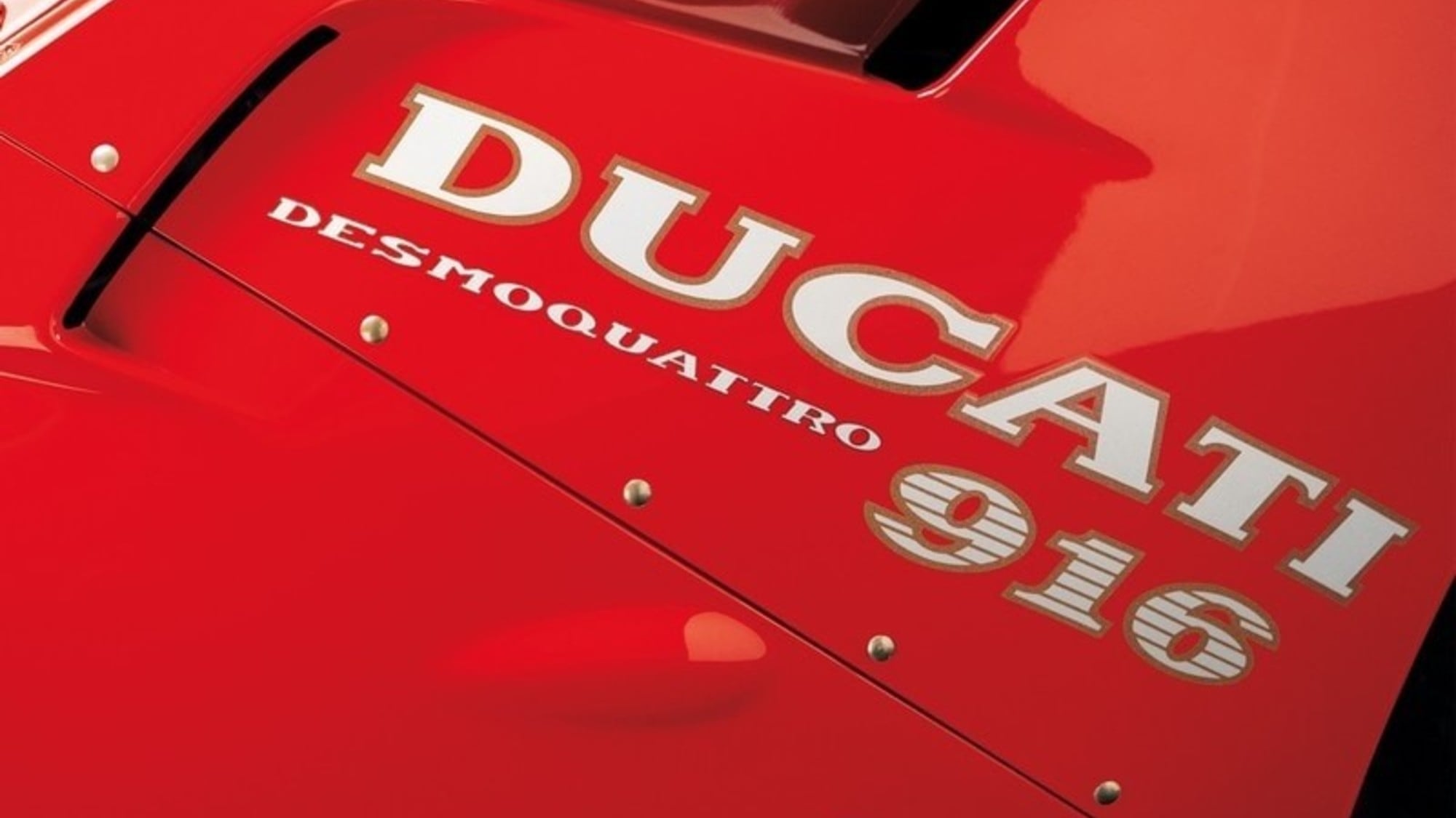 Ducati 916, 996 e 998: al WDW il primo censimento ufficiale per una icona delle moto