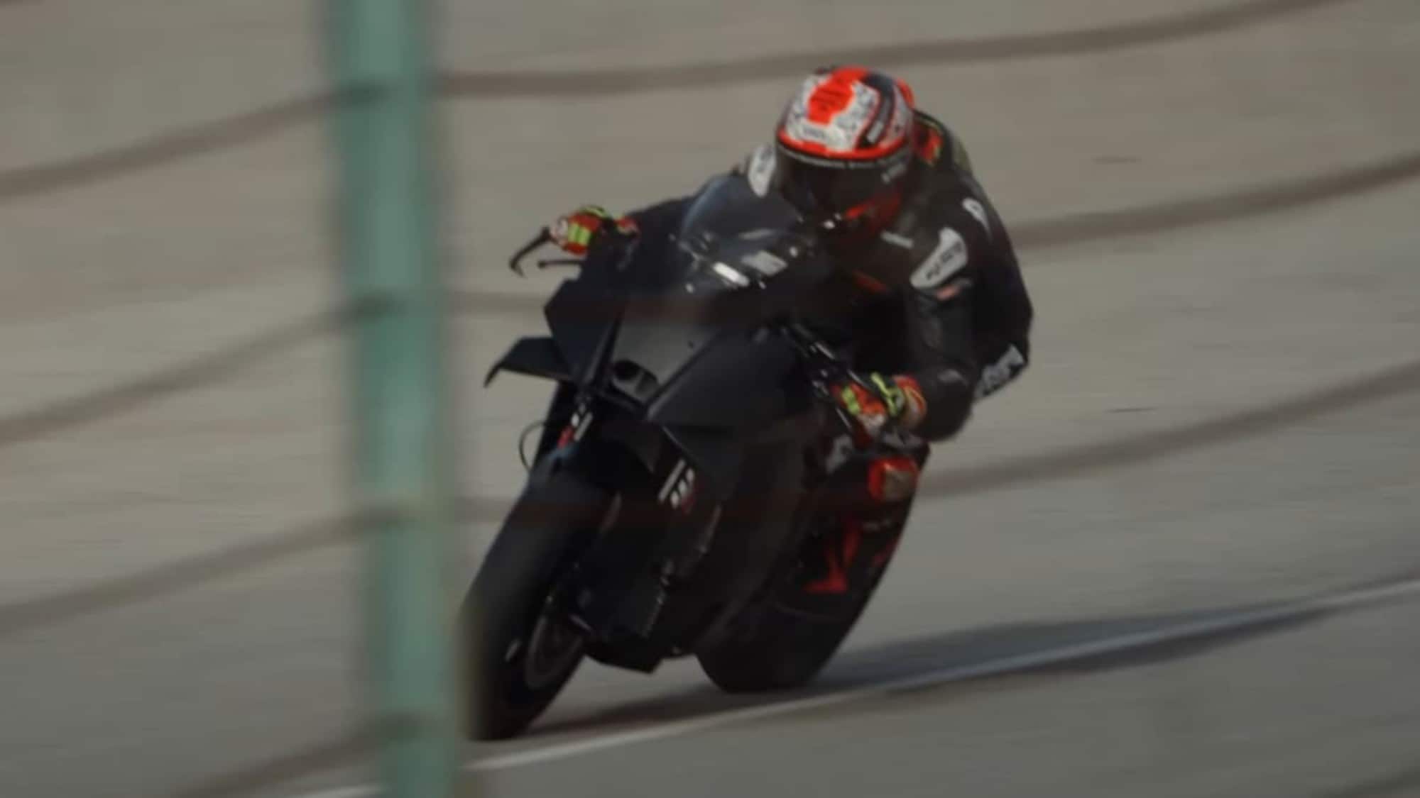 KTM RC 990 R: ultimi test prima del debutto autunnale
