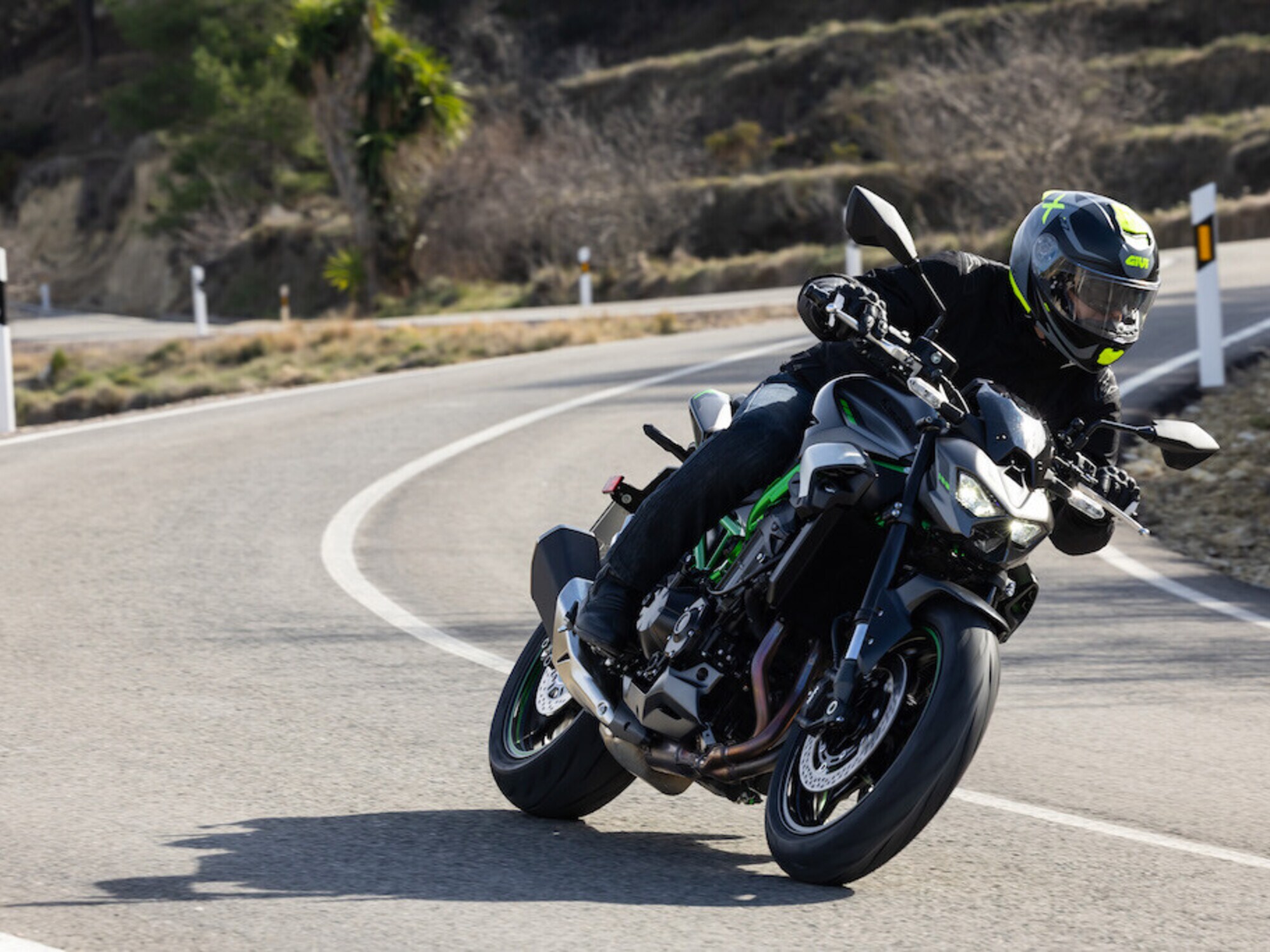 Test Kawasaki Z900: le FOTO della prova