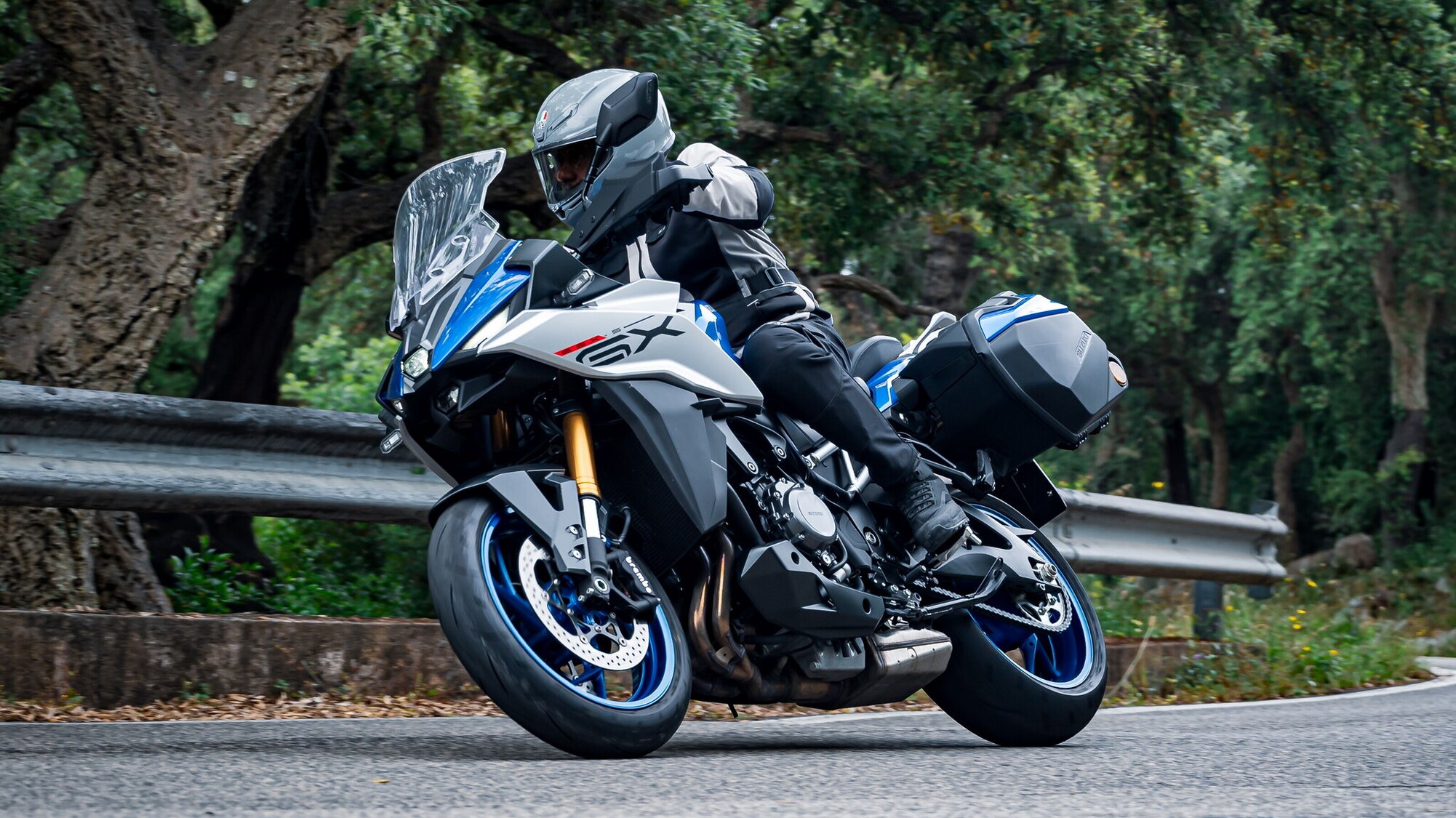 I migliori supporti smartphone per moto e scooter del 2025