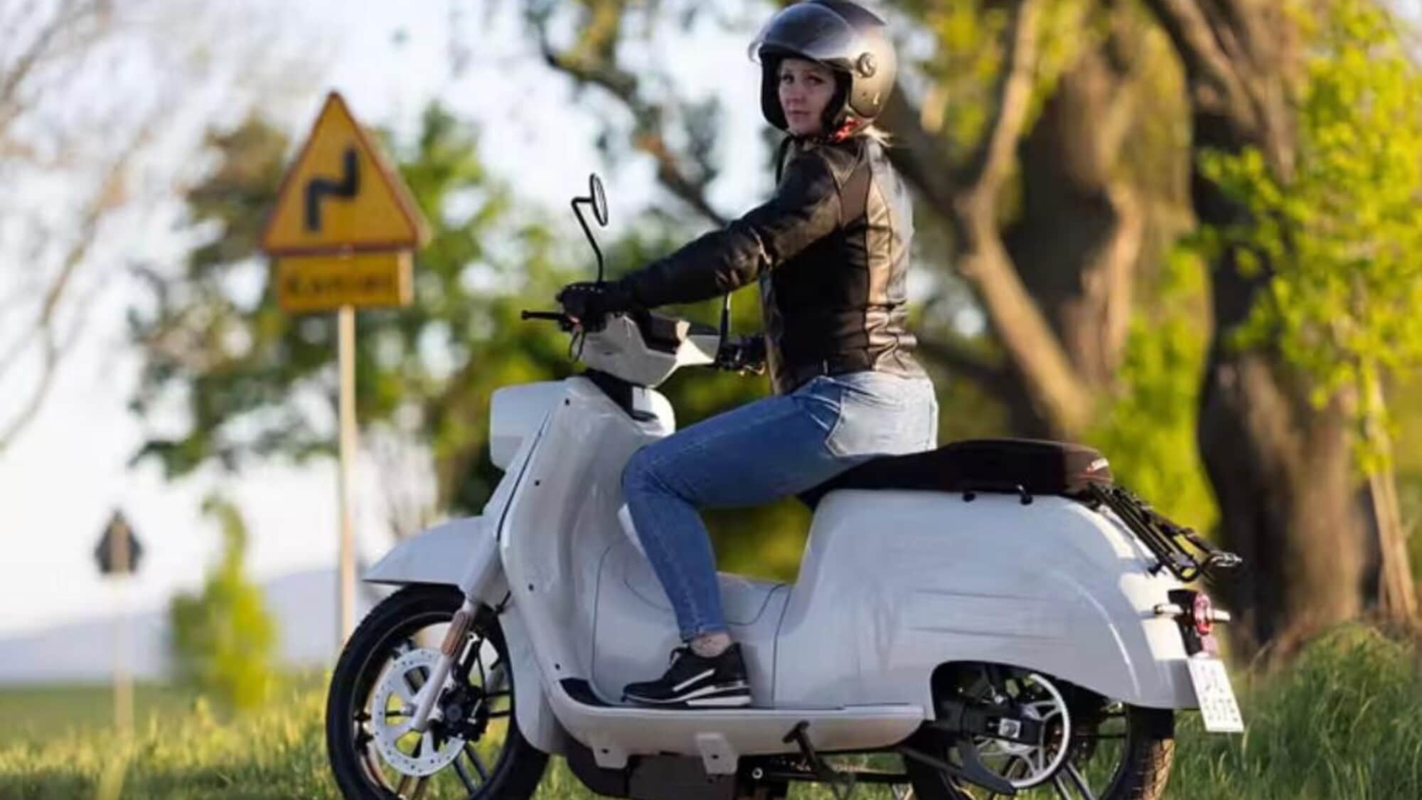 Govecs, ecco il nuovo eSchwalbe: look classico, anima elettrica