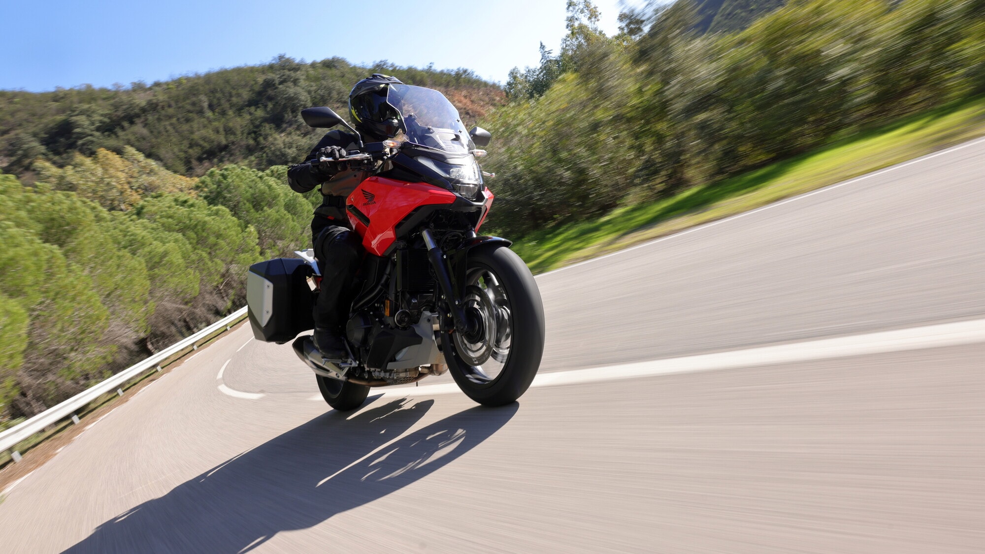 Honda NC750X: le opinioni di InMoto "fuori dai denti"