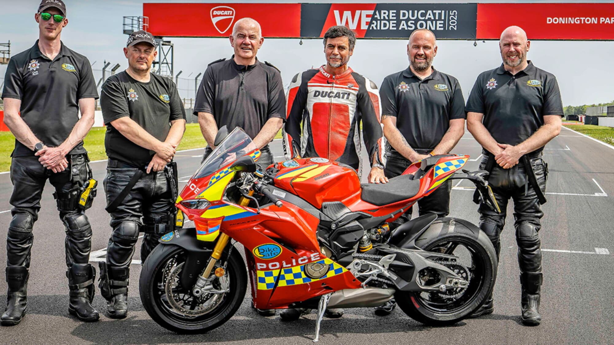 BikeSafe, la Panigale V4S al servizio della legge britannica