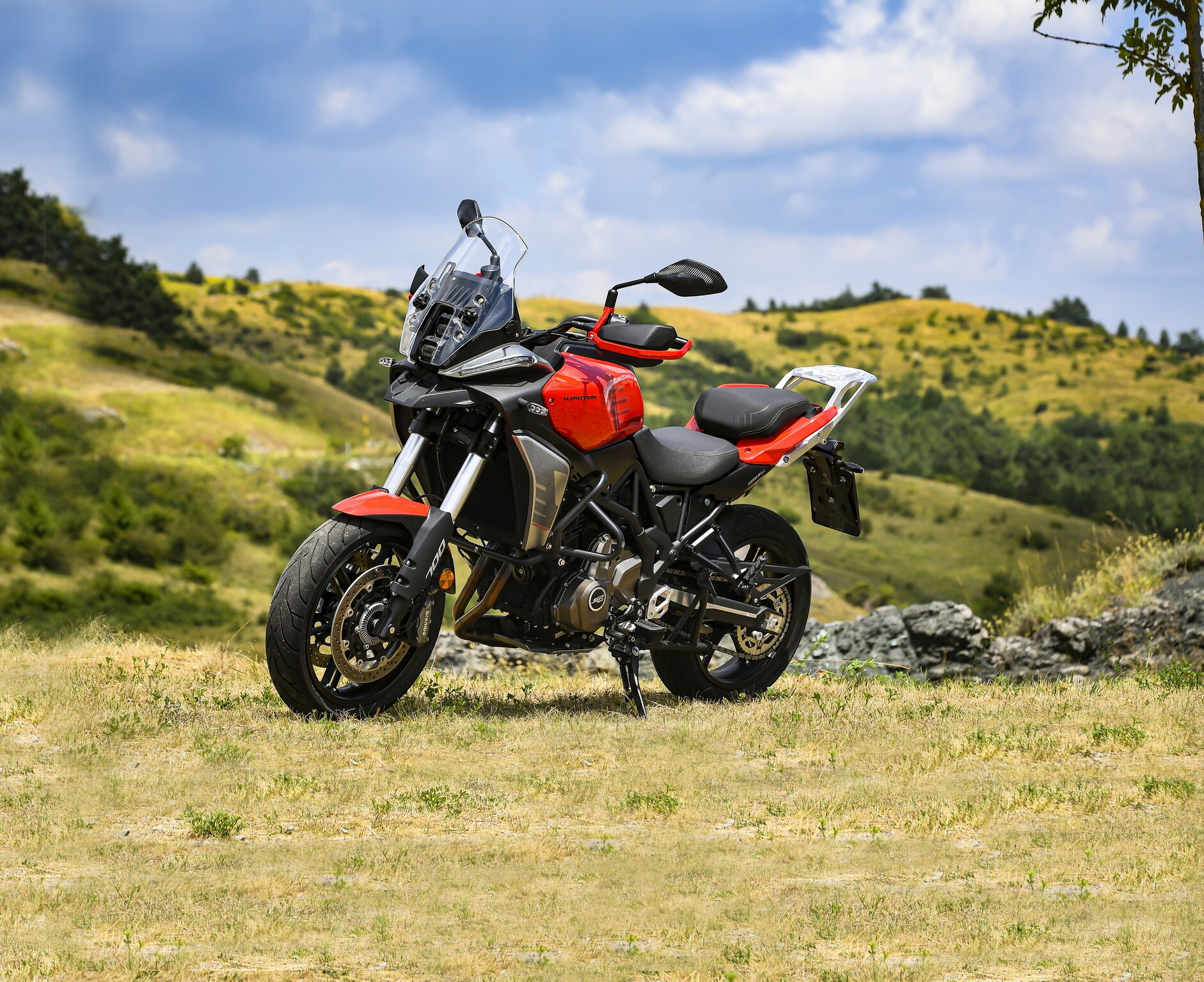 QJ Motor SRT 700 S: le foto della prova
