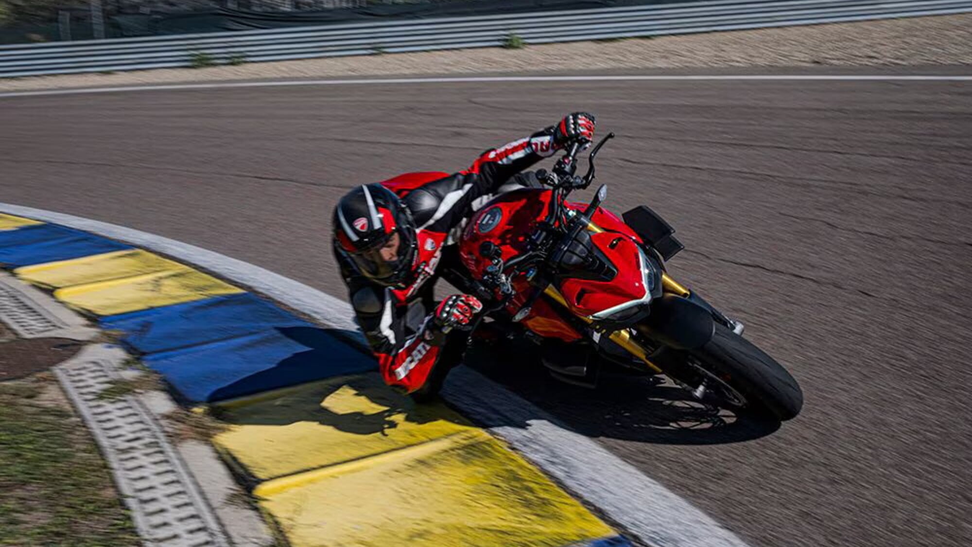 Ducati: richiamo di sicurezza per le Panigale V4 e Streetfighter V4