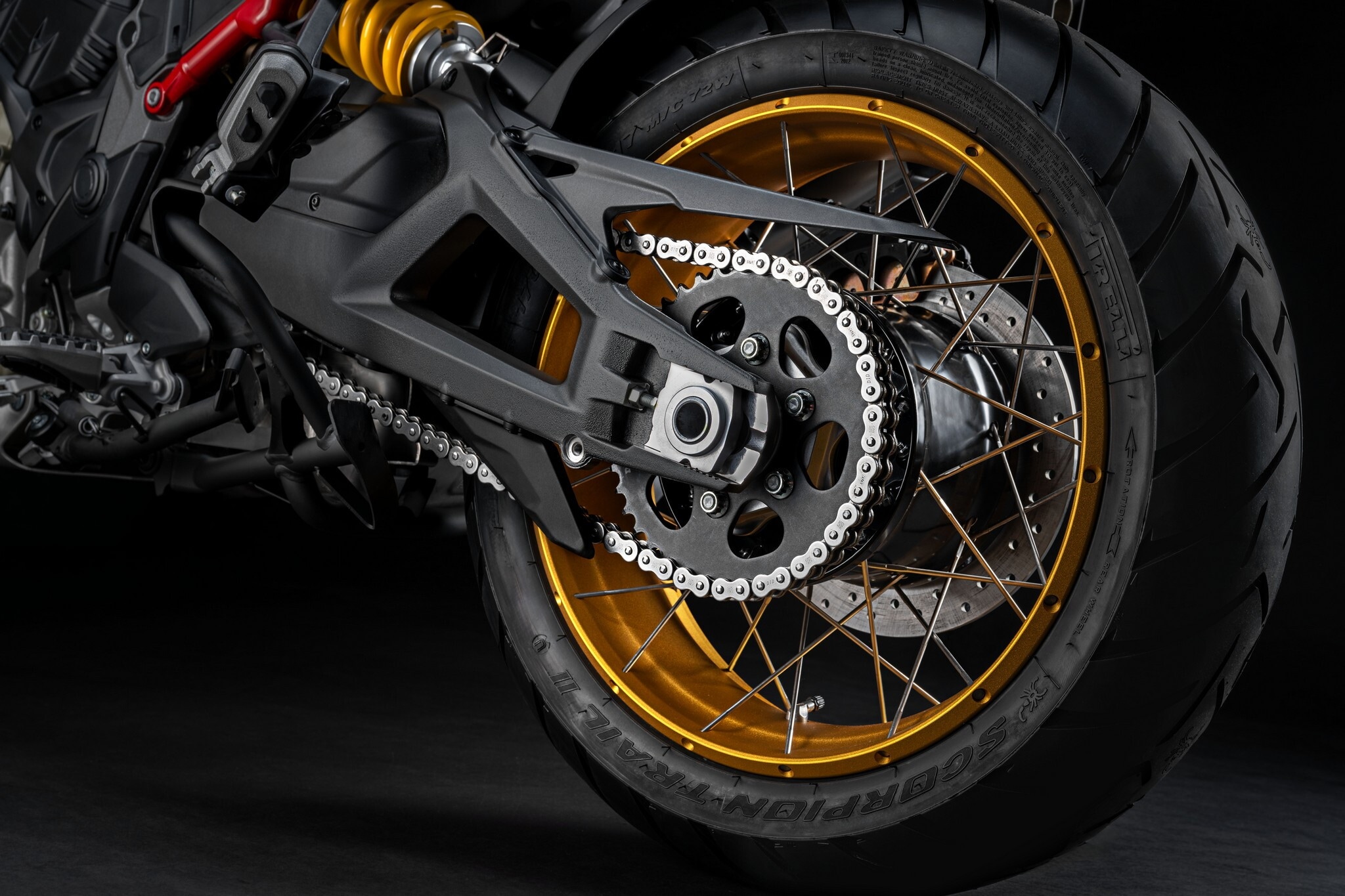 Ducati Multistrada V4 Rally 2026: le foto