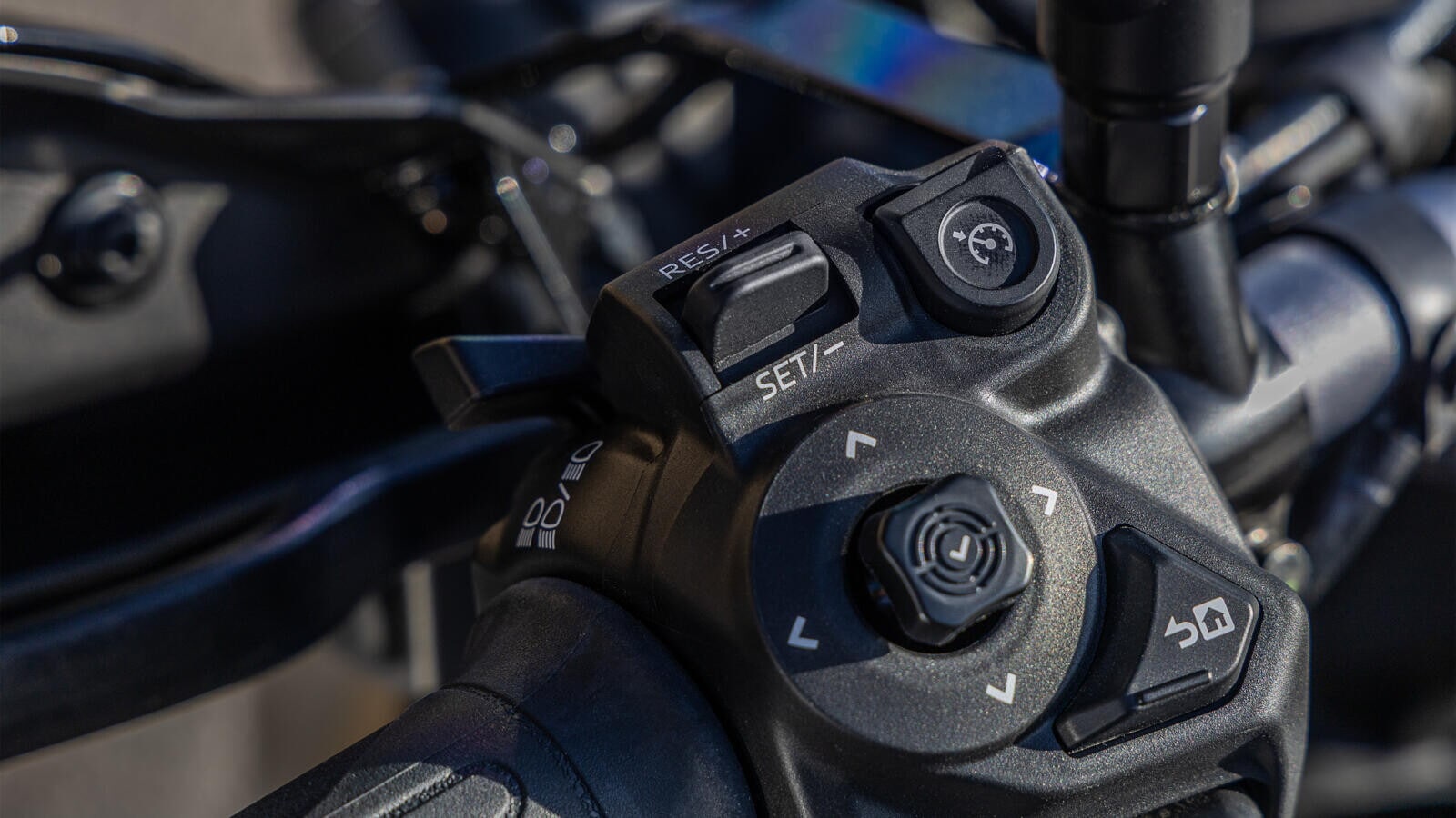 Yamaha Tracer 7 e 7 GT Y-AMT: le foto della versione 2026