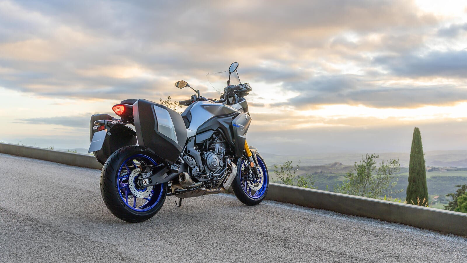 Yamaha Tracer 7 e 7 GT Y-AMT: le foto della versione 2026