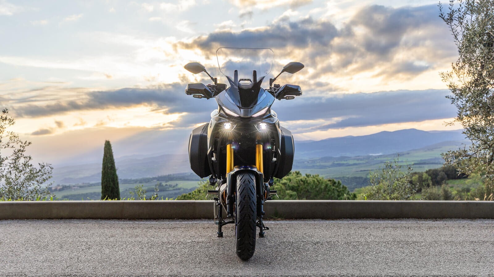 Yamaha Tracer 7 e 7 GT Y-AMT: le foto della versione 2026