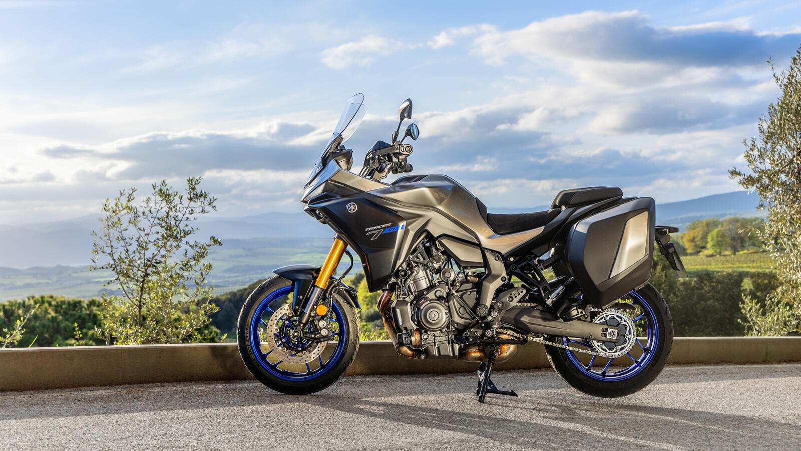 Yamaha Tracer 7 e 7 GT Y-AMT: le foto della versione 2026