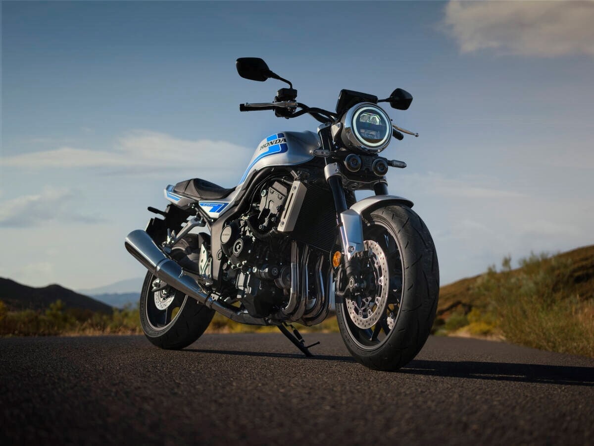 Honda CB1000F: LE FOTO