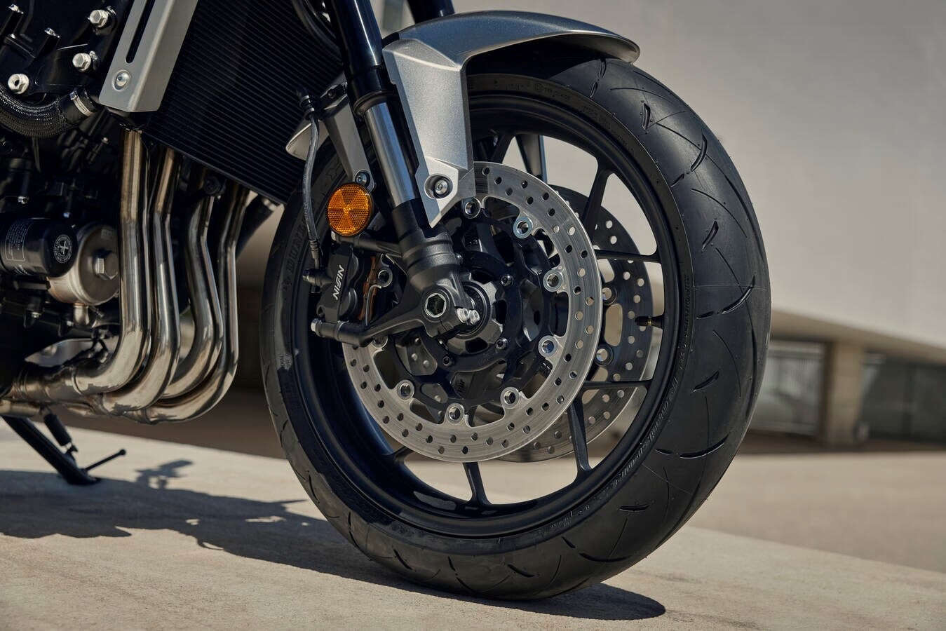 Honda CB1000F: LE FOTO