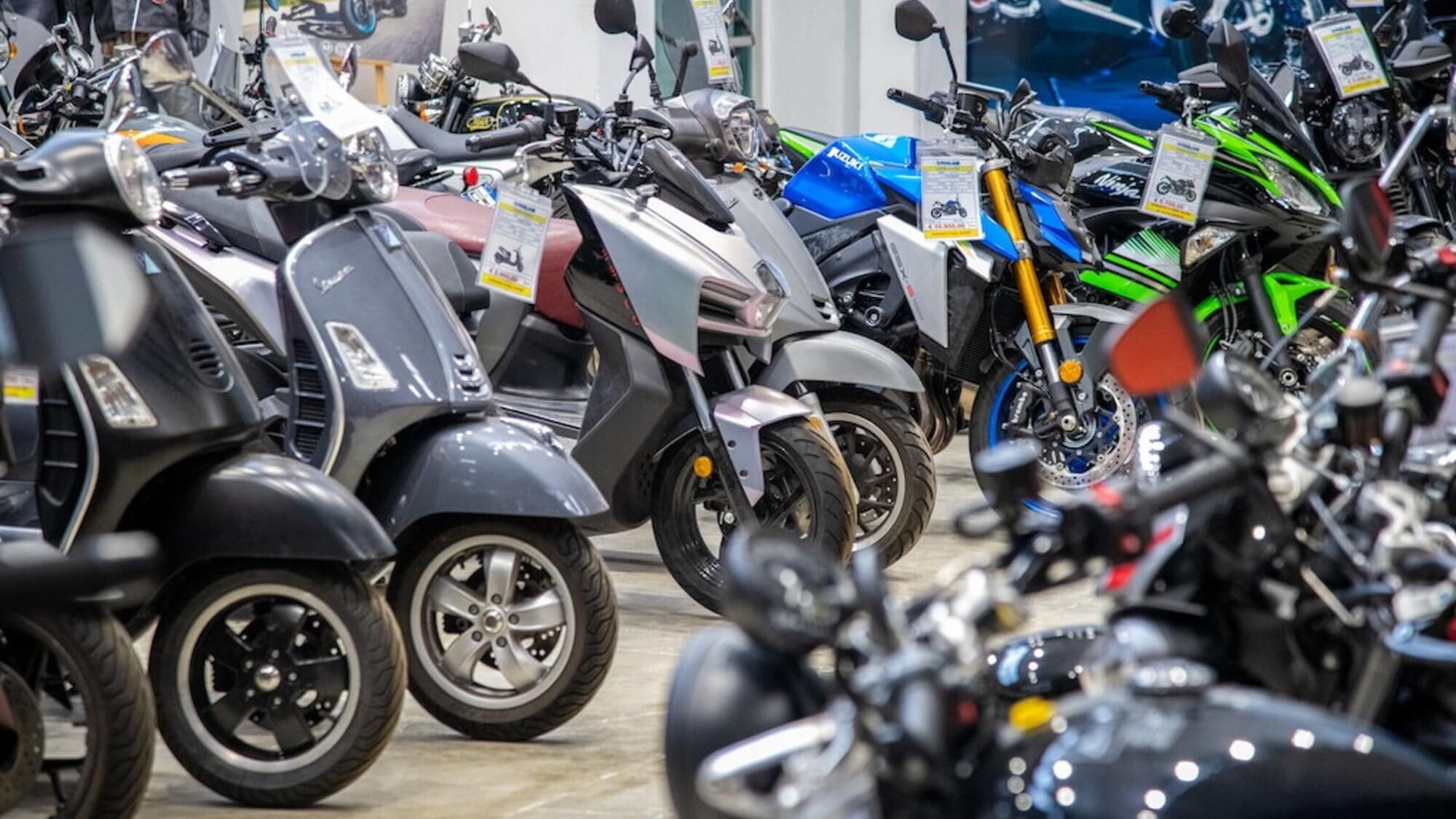 Avverte AICMOTO: mercato moto e scooter in ripresa apparente