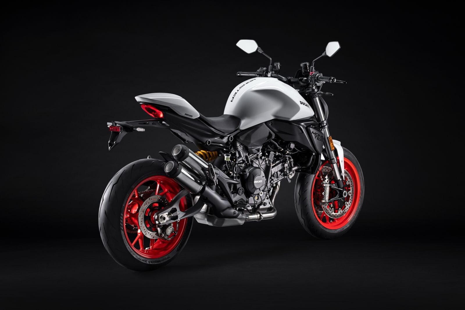 Ducati Monster 2026: le foto