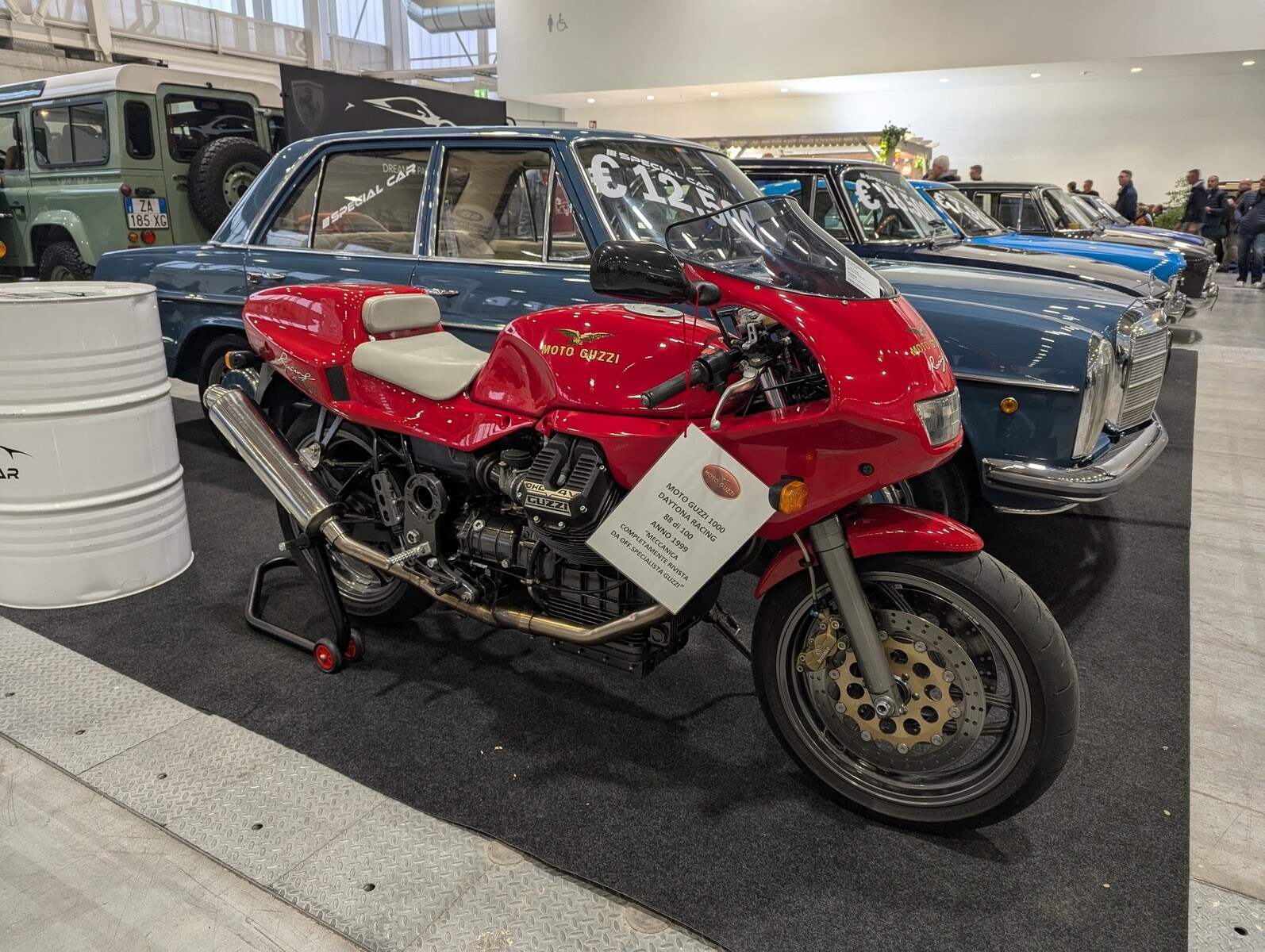 Auto e Moto d'Epoca 2025: le foto live dell'evento