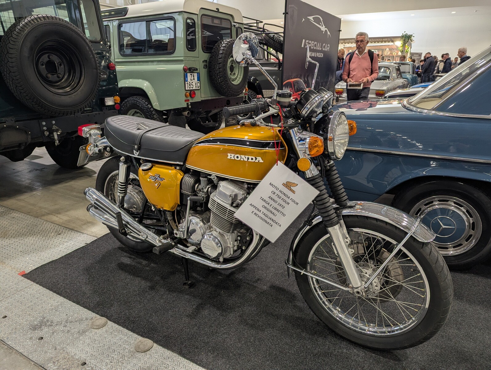 Auto e Moto d'Epoca 2025: le foto live dell'evento