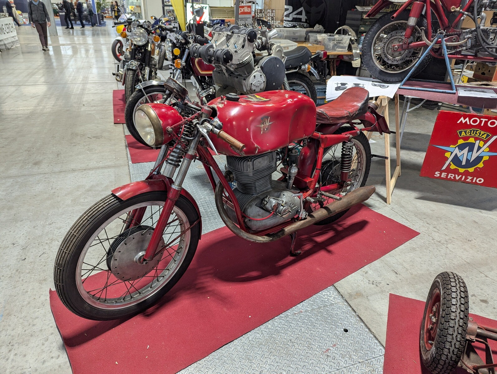 Auto e Moto d'Epoca 2025: le foto live dell'evento