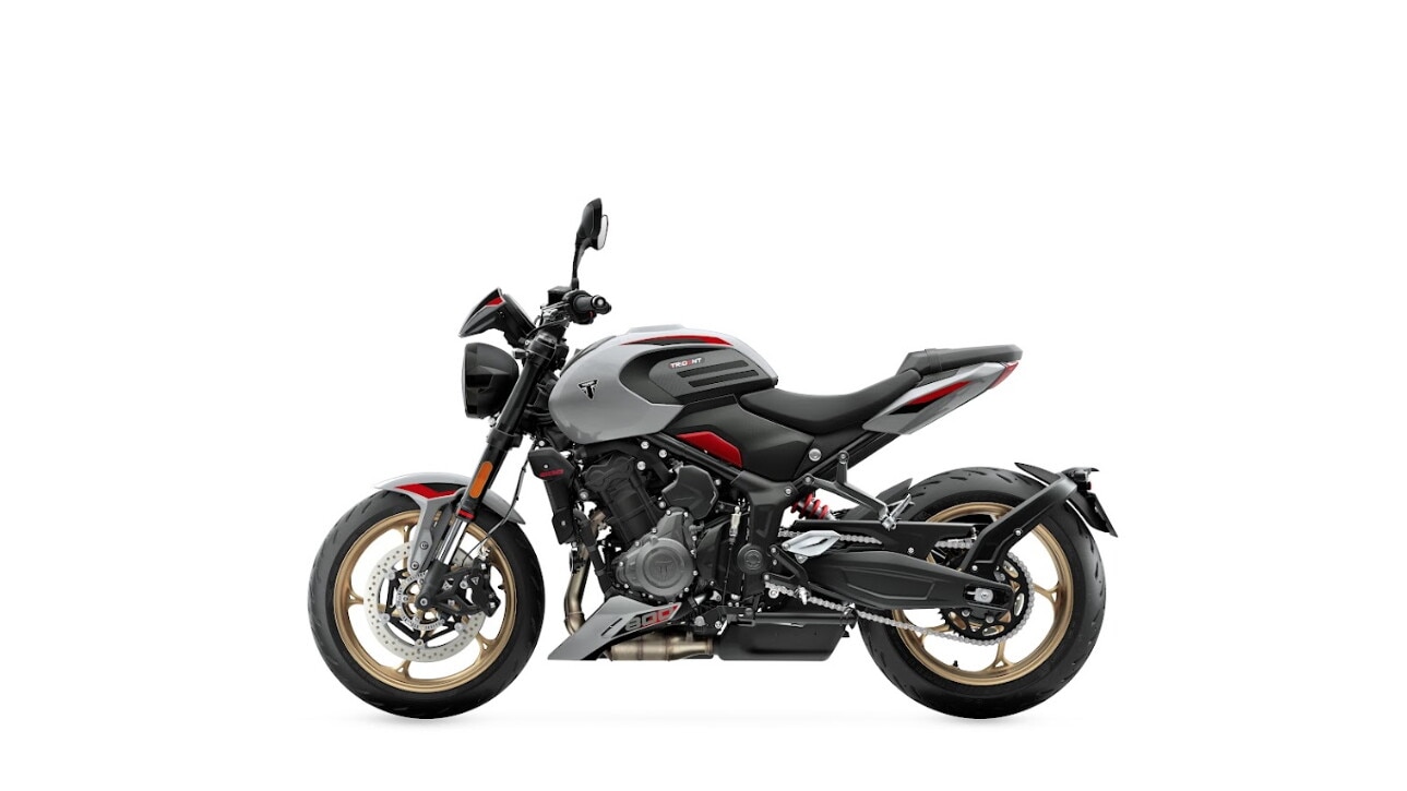 Triumph Trident 800 2026: le foto