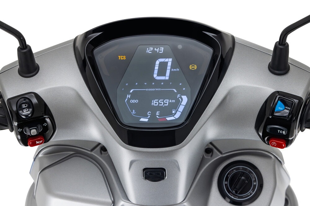 Kymco People R Hybrid: le foto