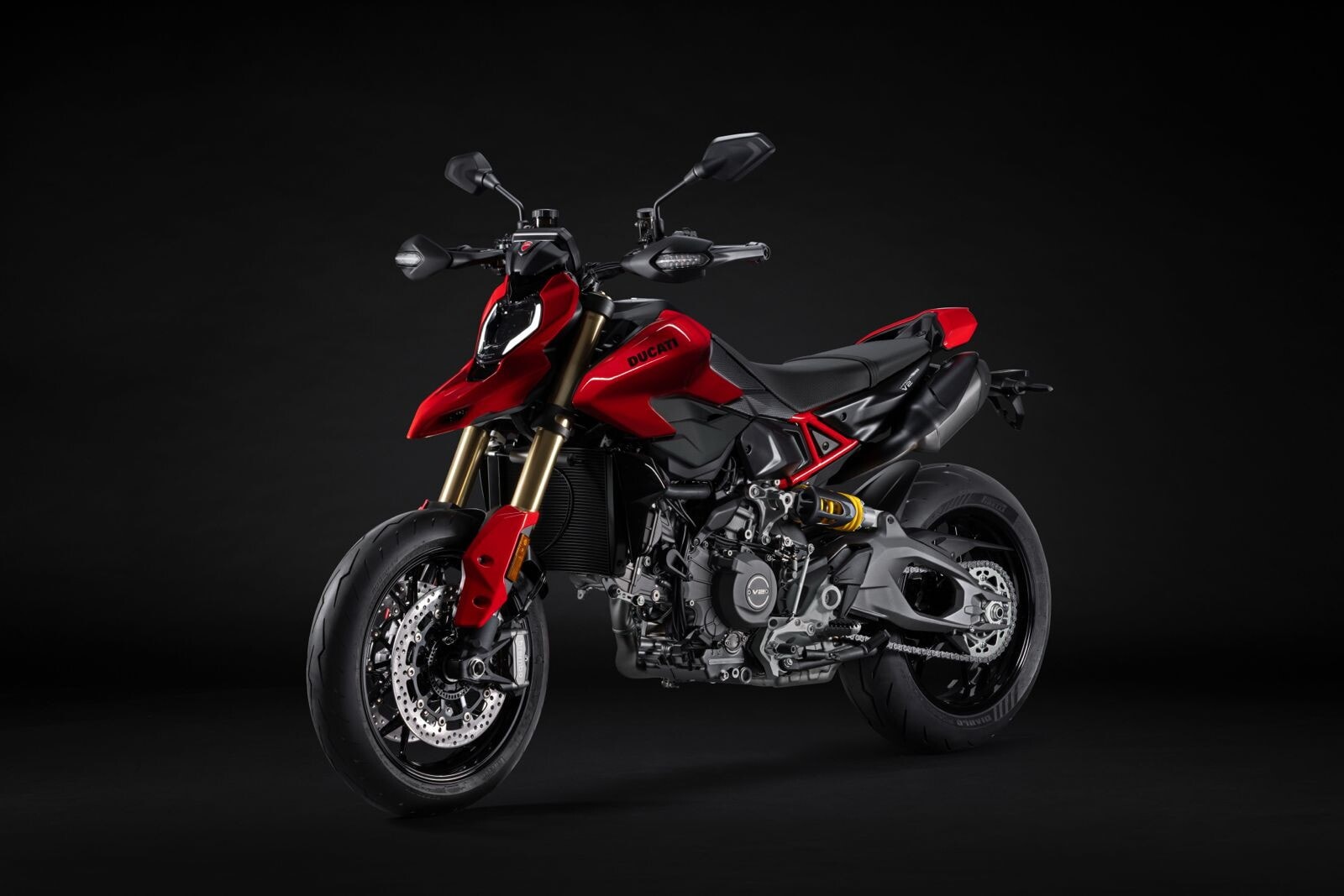 Ducati Hypermotard V2 e SP: le foto della novità presentata ad EICMA 2025