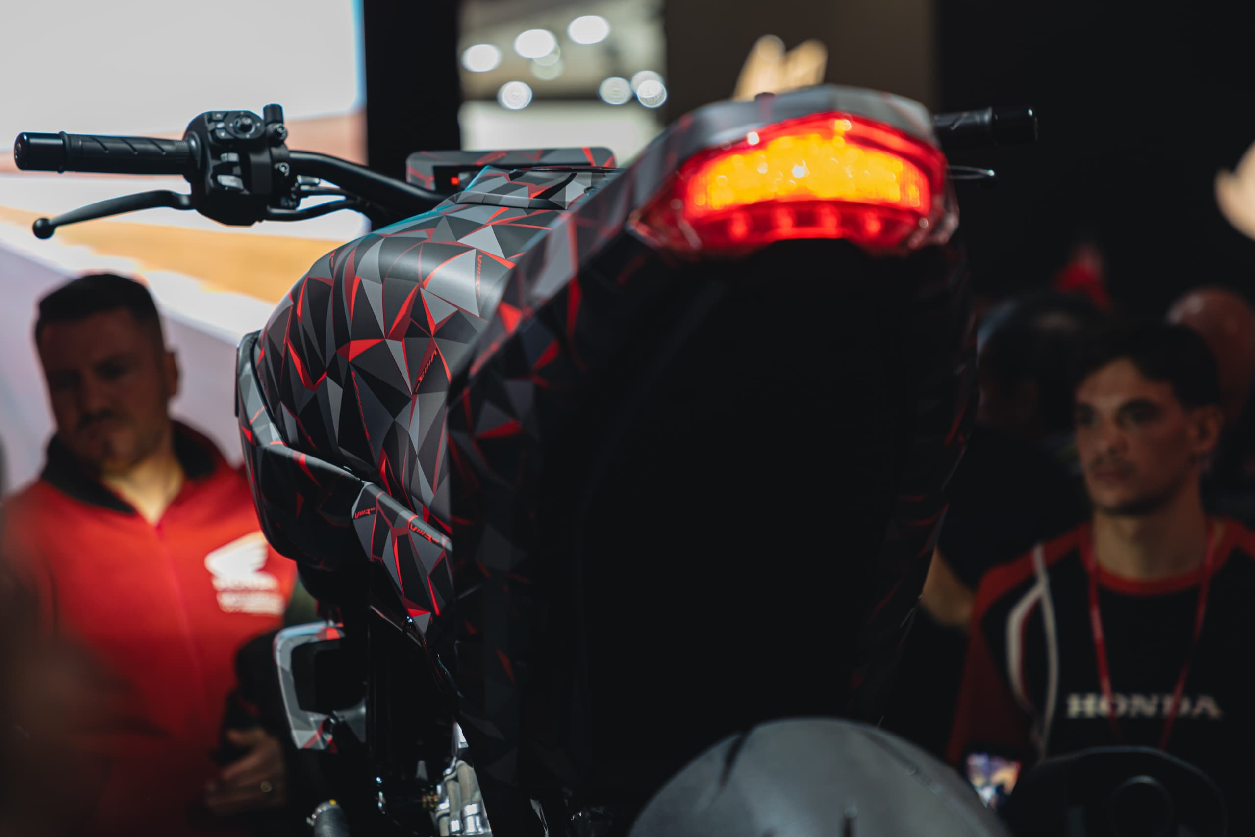 Honda V3R 900: le foto direttamente da EICMA 2025