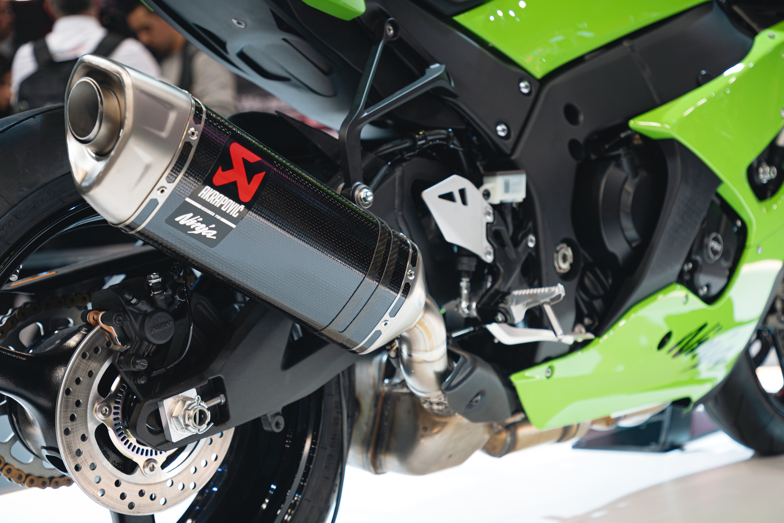 Kawasaki Ninja ZX-10R e ZX-10RR 2026: le foto