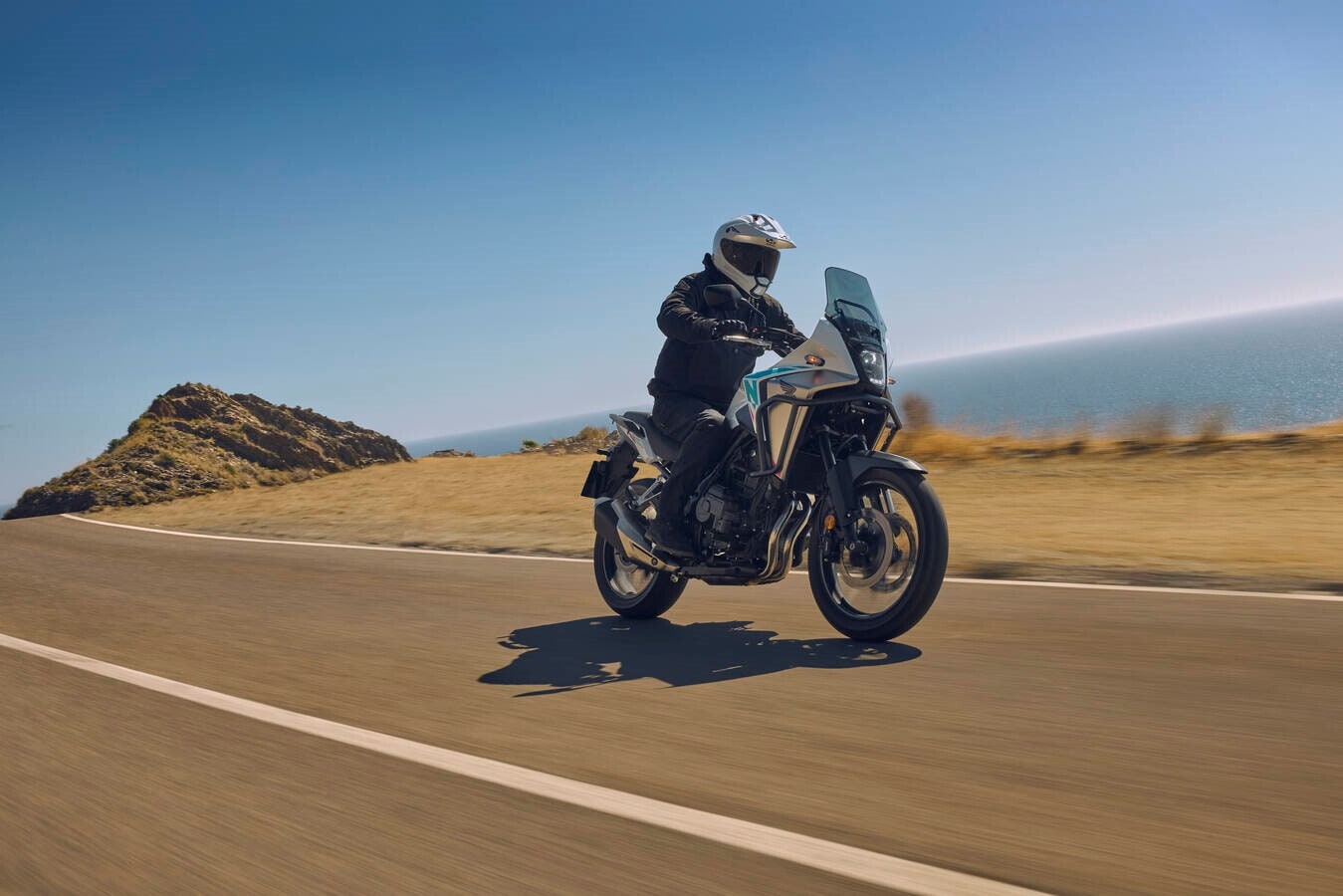 Honda NX500: le foto della versione 2026