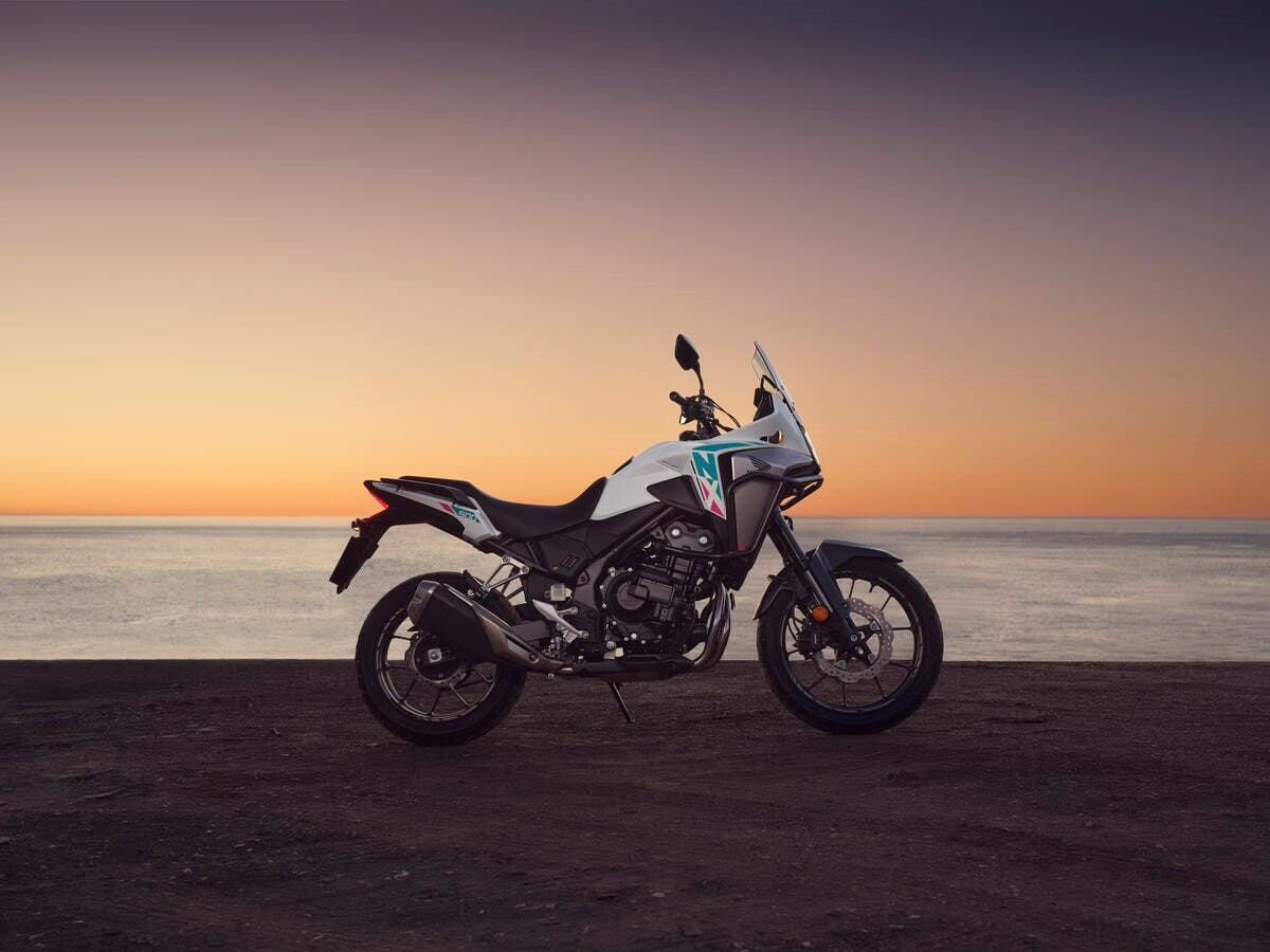 Honda NX500: le foto della versione 2026