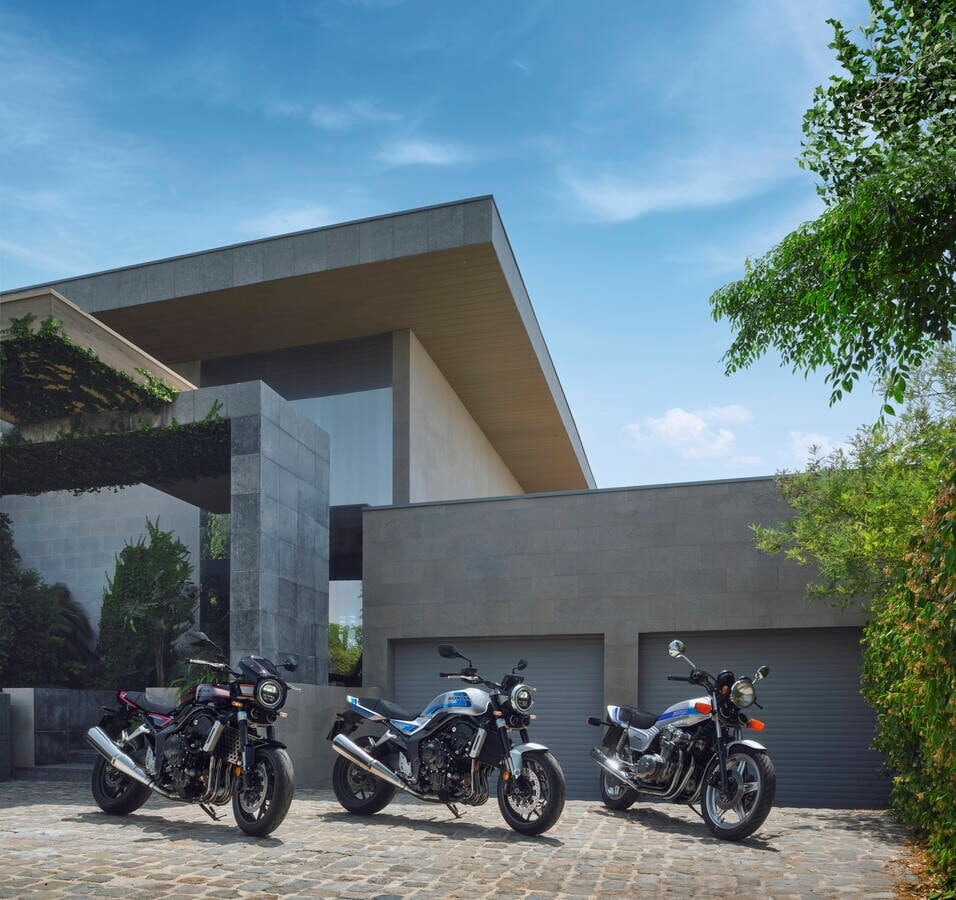 Honda CB1000F: le foto della roadster anni ’80 in versione 2026