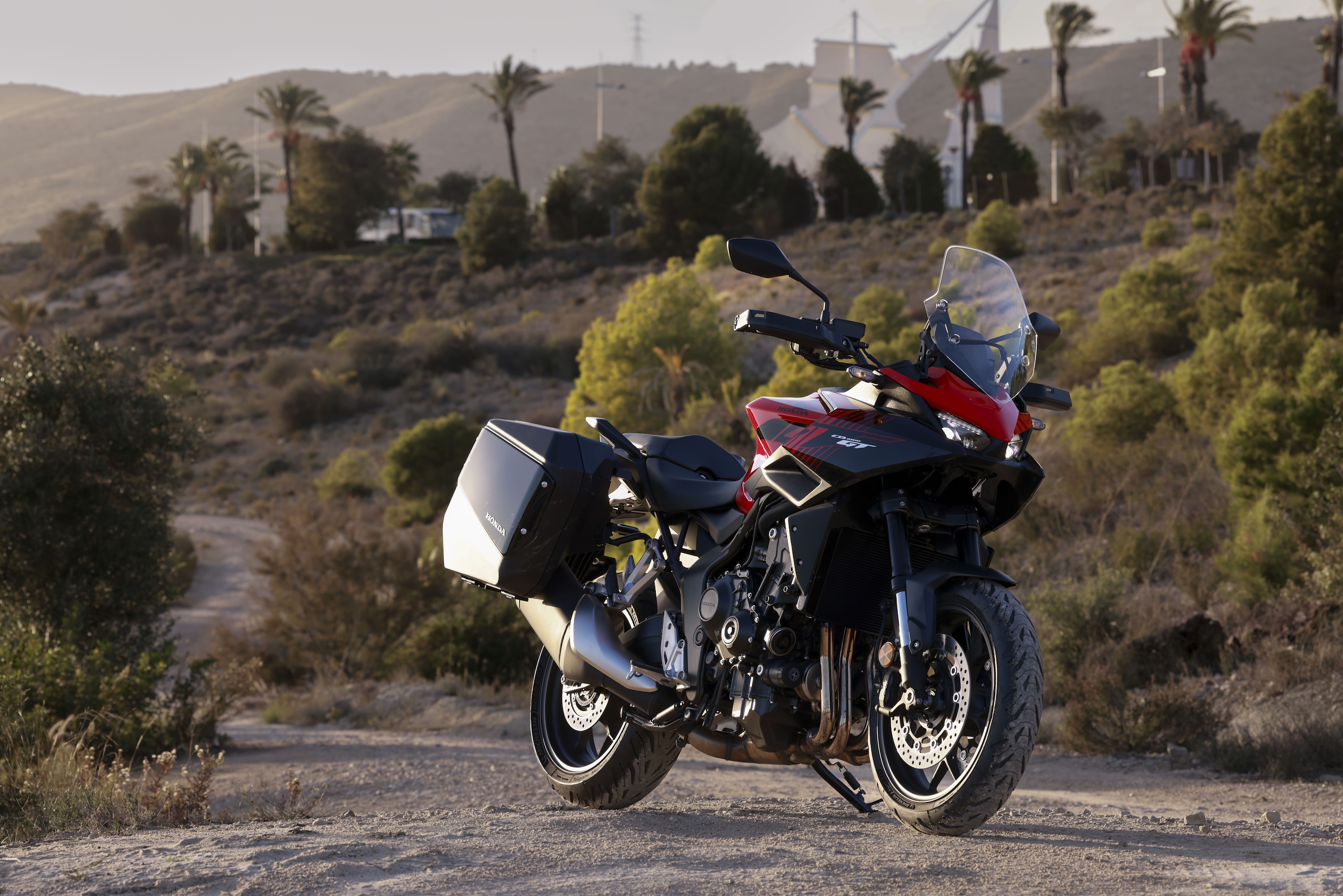 Honda CB1000GT: le FOTO della prova