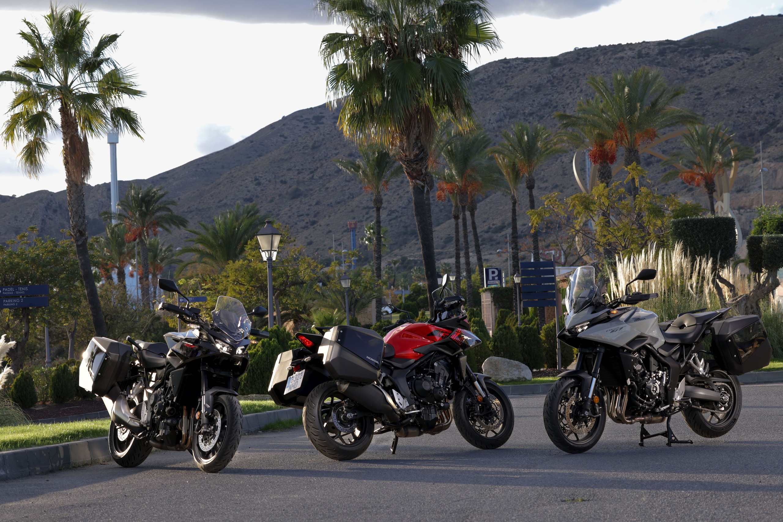 Honda CB1000GT: le FOTO della prova