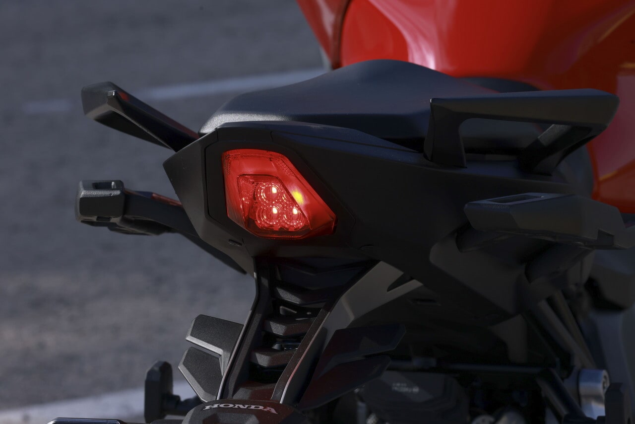 Honda CB1000GT: le FOTO della prova