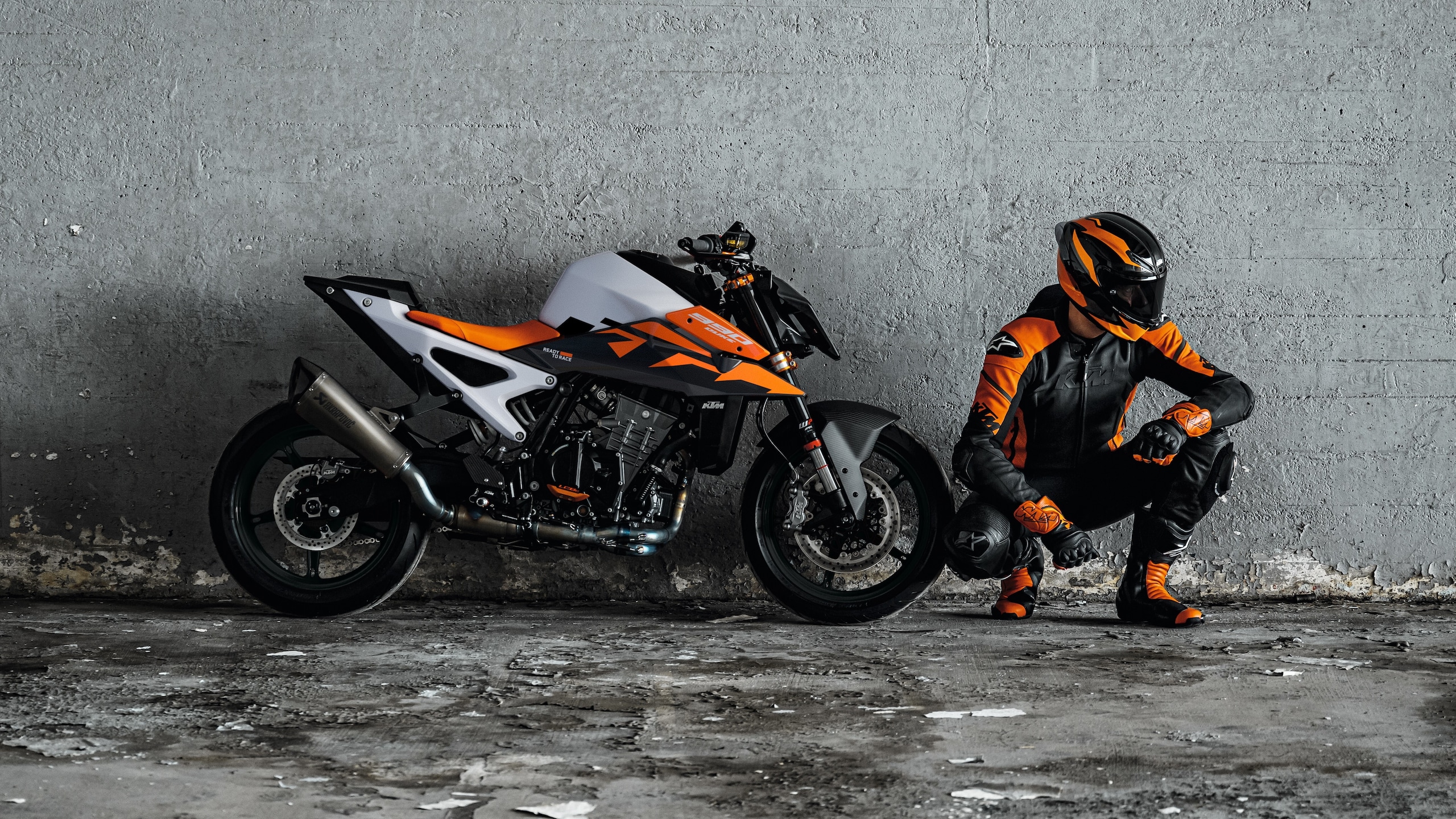 KTM 990 Duke: le foto della nuova livrea 2026
