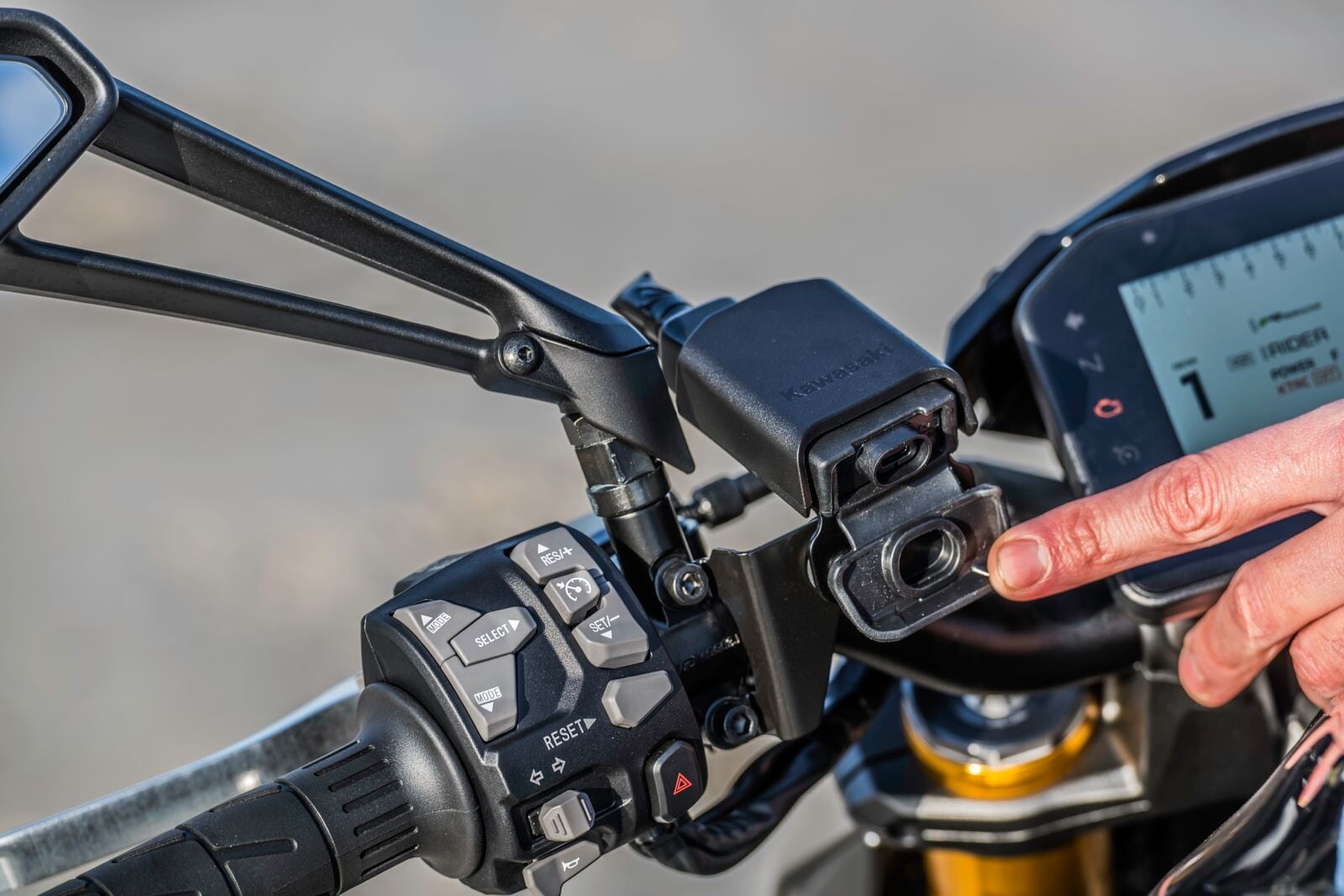 Kawasaki Z1100, LE FOTO DELLA PROVA