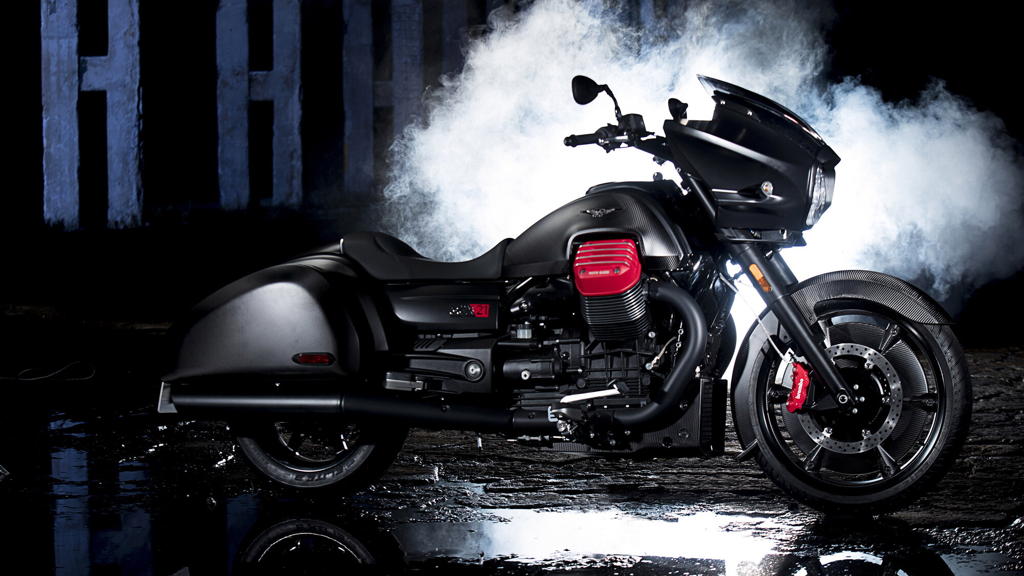 Moto Guzzi MGX-21: la fortezza volante dimenticata