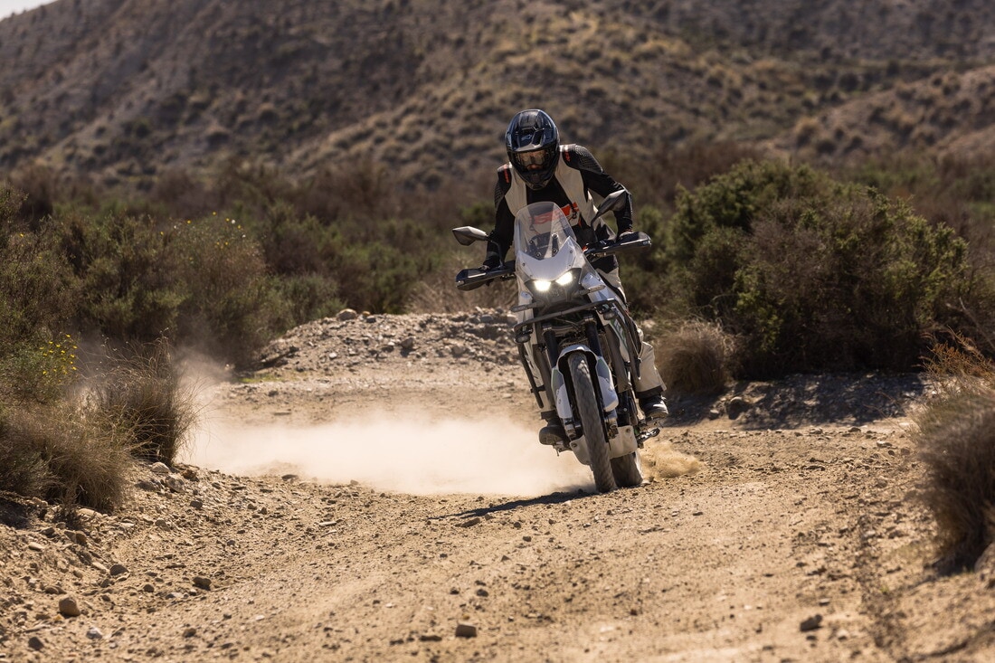 Kawasaki KLE500: le foto del test